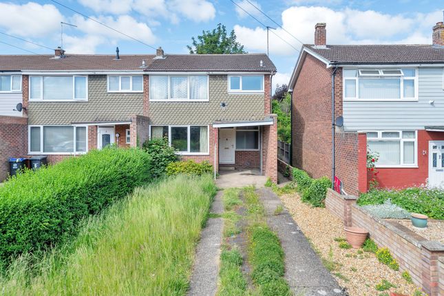 Perry Drive, Royston SG8 3 bed end of terrace house for sale