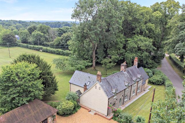 Tangley, Andover, Hampshire 4 bed detached house for sale