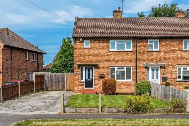 Ockleys Mead, Godstone 2 bed end of terrace house for sale
