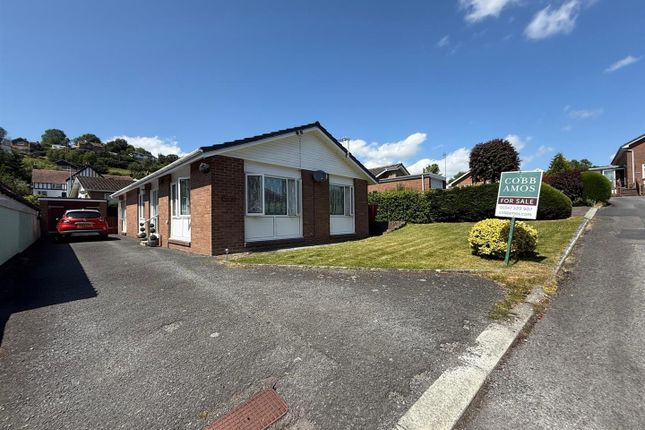 Millfield Close, Knighton 4 bed detached bungalow for sale