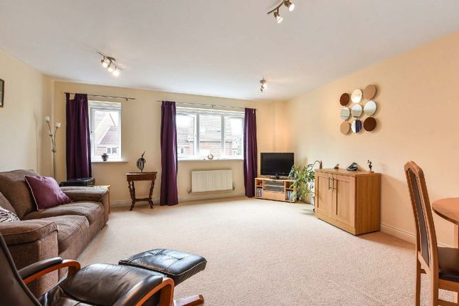 2 bed maisonette