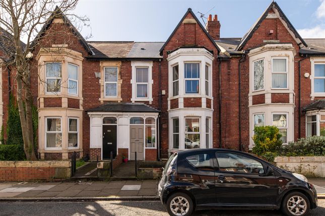 5 bedroom terraced house for sale