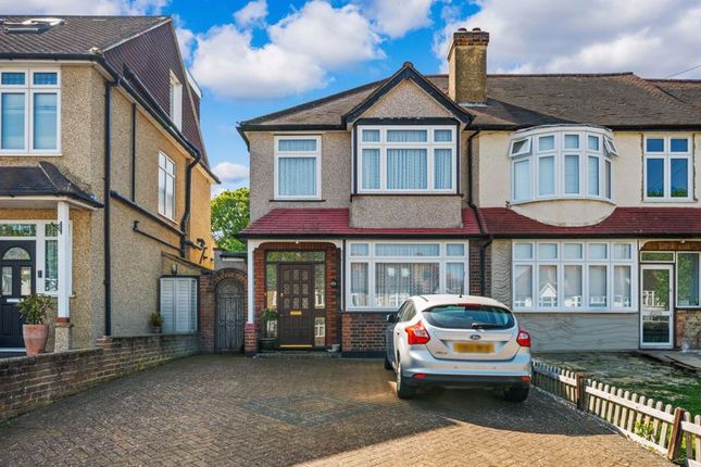 Stoneleigh Avenue, Worcester Park 3 bed end of terrace house for sale