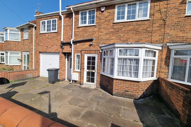 5 bed semi-detached house
