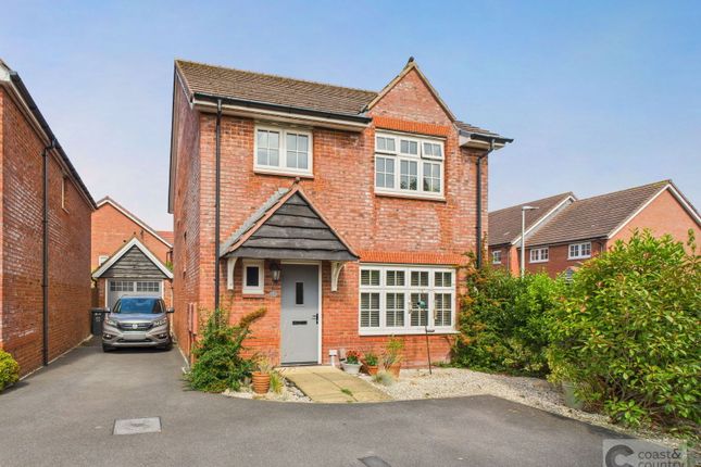 Grebe Way, Kingsteignton 4 bed detached house for sale