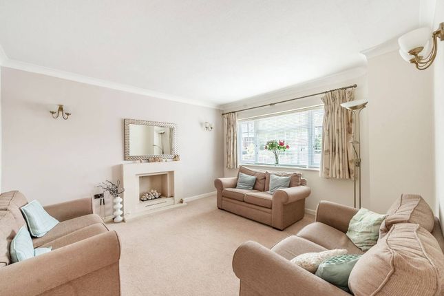 Whitegate Gardens, Harrow Weald... 4 bed detached house for sale