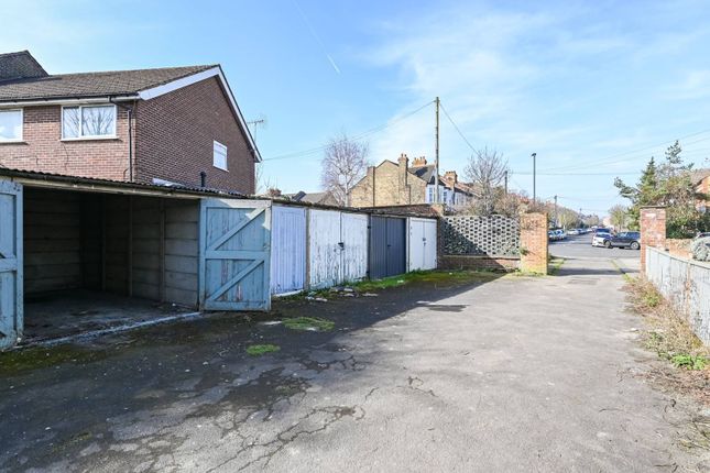 Windsor Road, Southgate, N13 Garage for sale