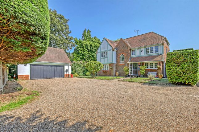 Barling Road, Barling Magna, Essex, SS3 5 bed detached house for sale