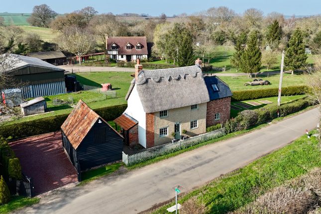 Riseley Road, Keysoe, MK44 3 bed detached house for sale