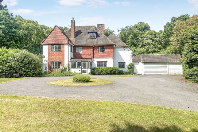Byfleet Road, Cobham, Surrey, KT11 6 bed detached house for sale
