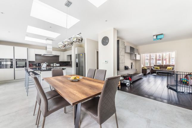 4 bedroom semi-detached house for sale