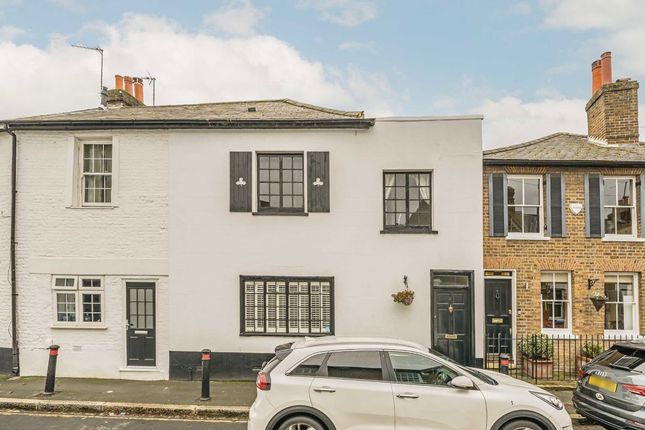 3 bed terraced house
