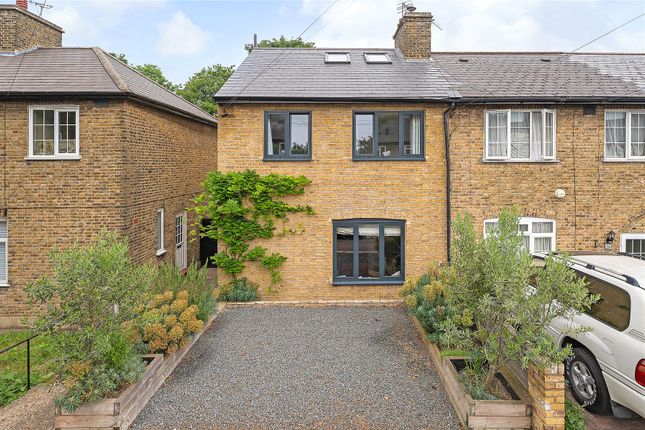 4 bed end terrace house