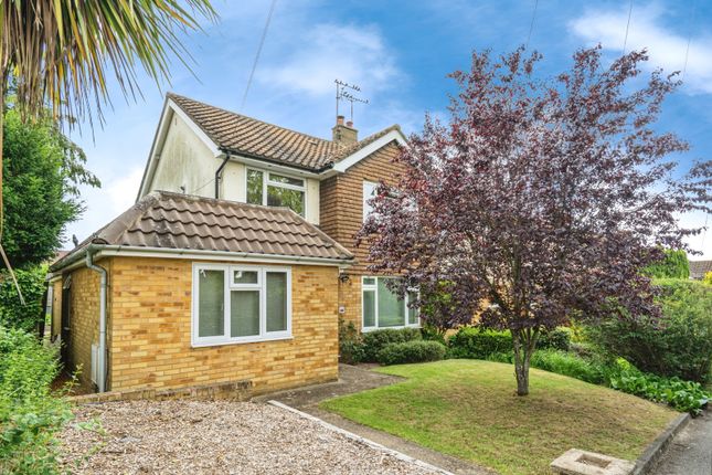 5 bedroom semi-detached house for sale