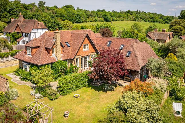 Littleton Lane, Littleton, Guildford 4 bed detached house for sale