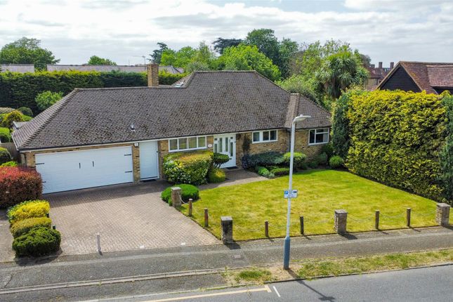 3 bed detached house