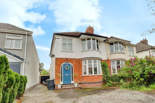 The Long Shoot, Nuneaton 3 bed semi