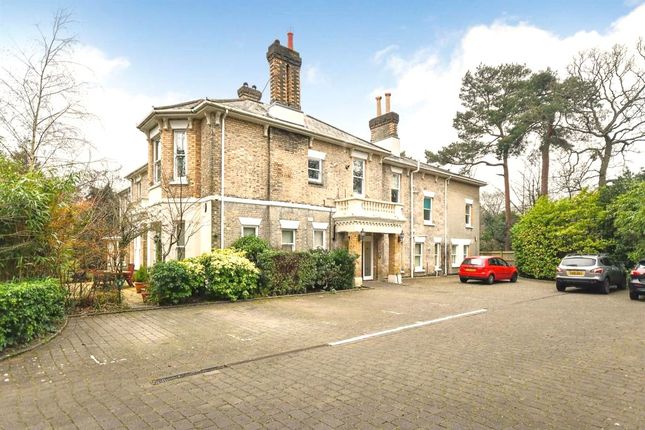 2 bedroom maisonette for sale