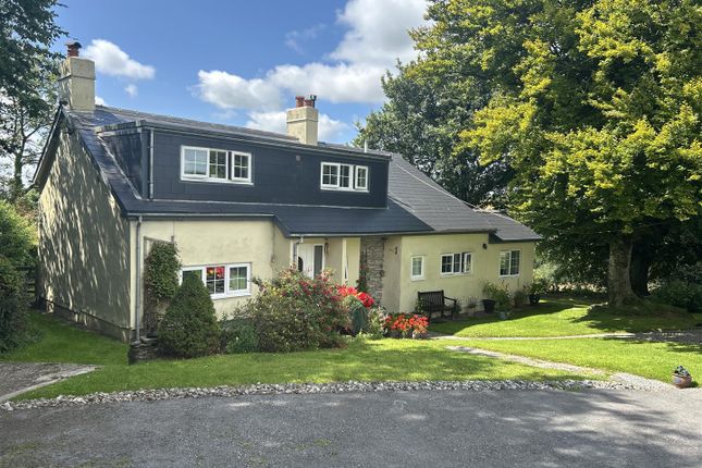 Penybont, Carmarthen 3 bed detached house for sale