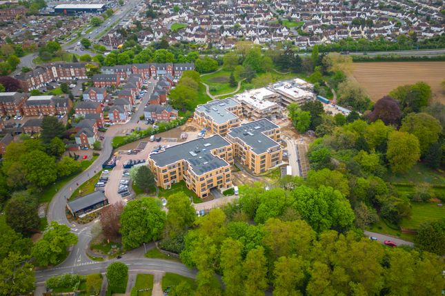 The Cole at Huntercombe Walk... 2 bed apartment for sale