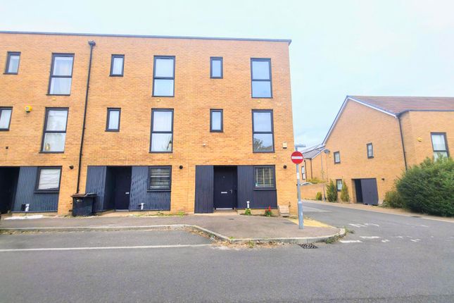 3 bedroom end of terrace house for sale