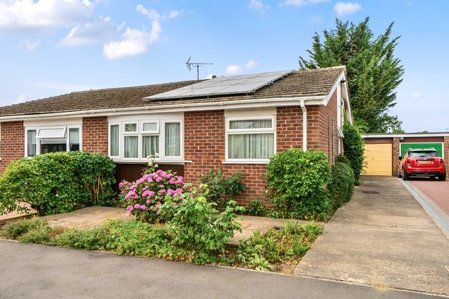 2 bedroom semi-detached bungalow for sale