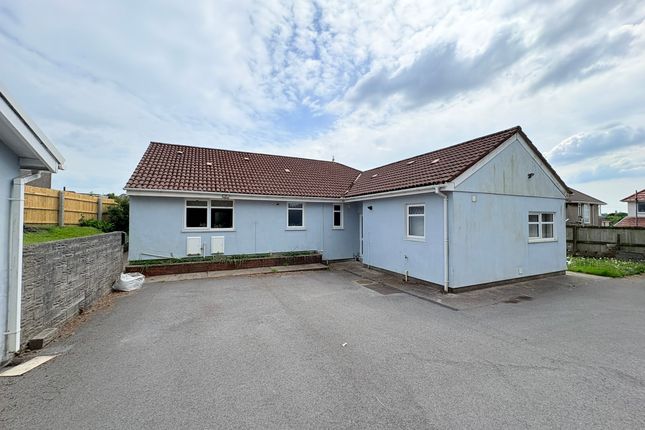 3 bed detached house
