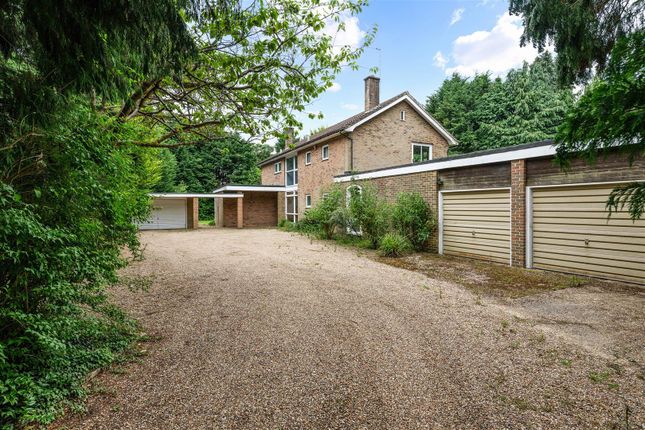 Waterhouse Lane, Kingswood, Tadworth 5 bed detached house for sale
