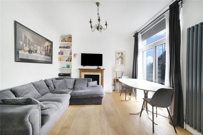 Warwick Way, Pimlico, London, SW1V 2 bed apartment for sale