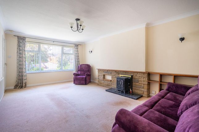 3 bedroom semi-detached bungalow for sale