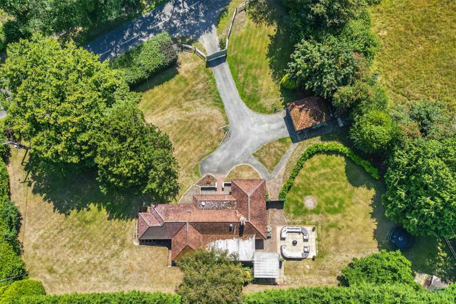 Pirbright Road, Guildford GU3 3 bed bungalow for sale