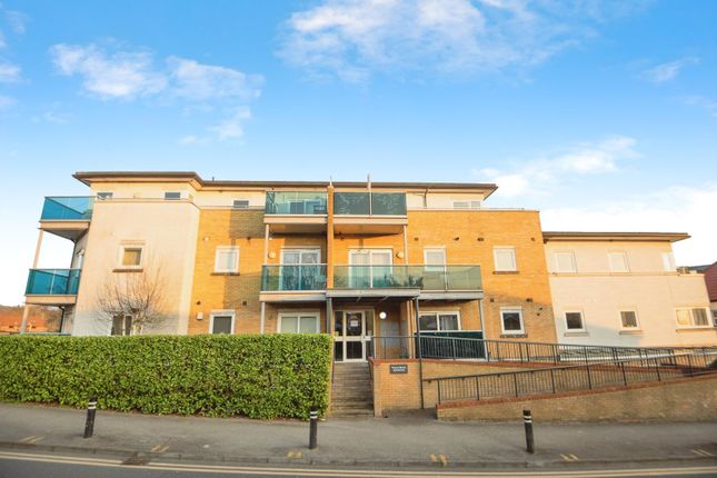 Reservoir Road, Ruislip, HA4 2 bed apartment for sale
