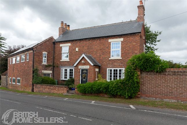 6 bedroom detached house for sale