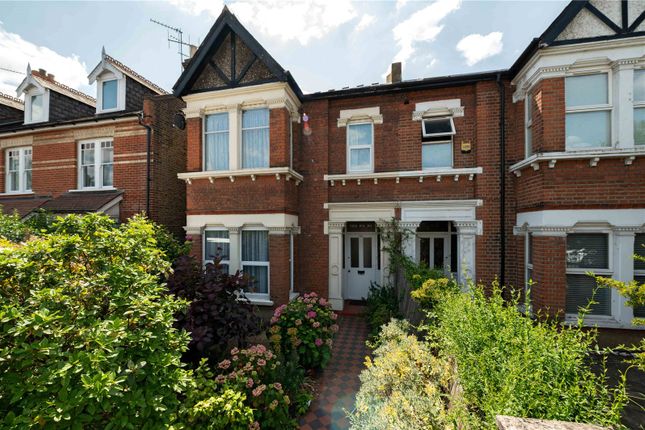 Kingston Road, Teddington, TW11 4 bed apartment for sale
