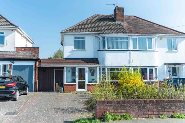 3 bedroom semi-detached house for sale