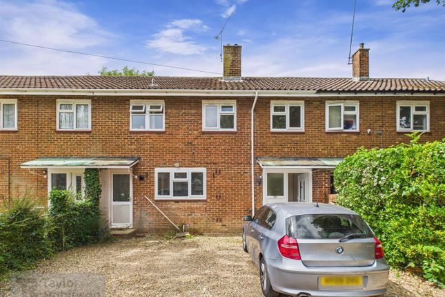 Pine Close, Langley Green, Crawley 3 bed terraced house for sale