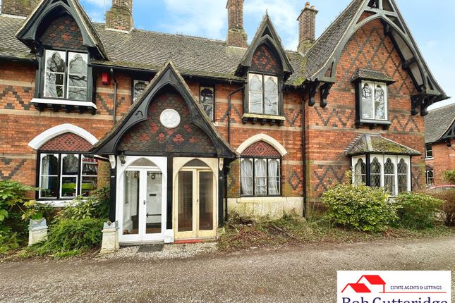 Hartshill Road, Hartshill... 3 bed terraced house for sale