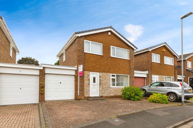 3 bedroom link detached house for sale