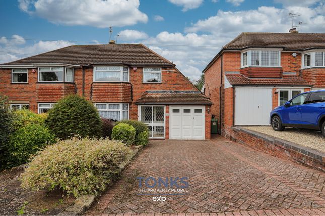 Meadowbrook Road, Halesowen B63 3 bed semi