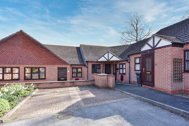 Elmsdale Gardens, Burton Joyce... 2 bed bungalow for sale