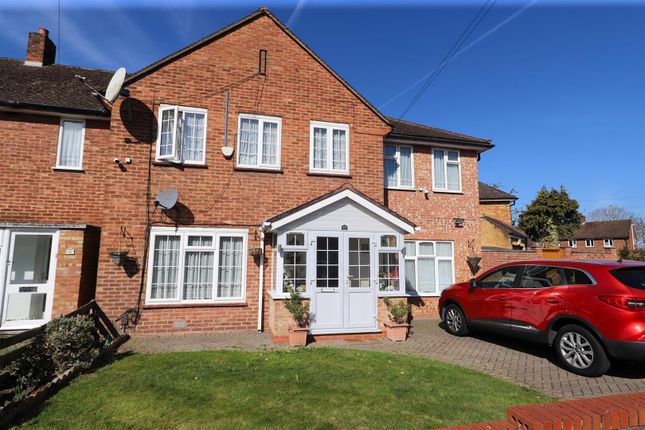 4 bed end terrace house