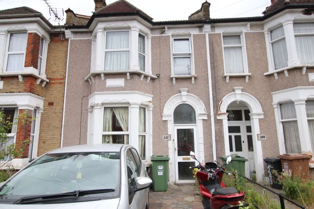 Torridon Road, London SE6 3 bed terraced house for sale