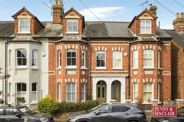 Queen Street, RG9 1AP 3 bed terraced house for sale