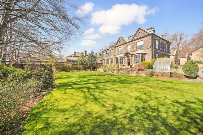 Grosvenor Road, Leeds, West Yorkshire 2 bed flat for sale