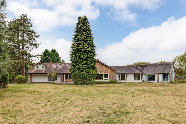 6 bedroom country house for sale