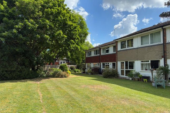 Ashtead Village 2 bed maisonette for sale
