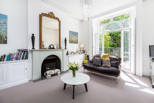 Edith Grove, London, SW10 2 bed flat for sale
