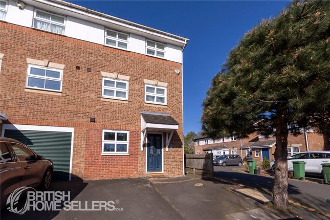 4 bedroom end of terrace house for sale