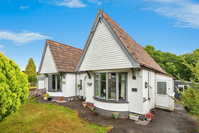 New Road, Lydney GL15 3 bed detached house for sale