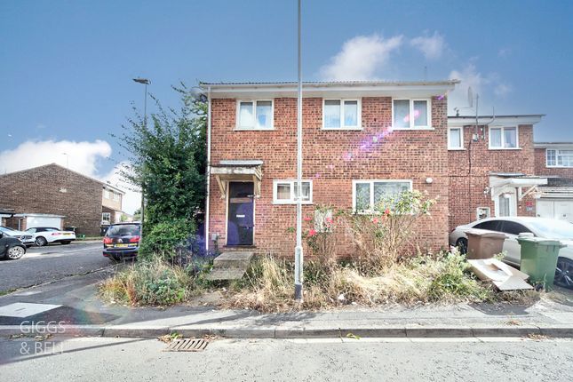 Wolston Close, Luton, Bedfordshire, LU1 3 bed end of terrace house for sale